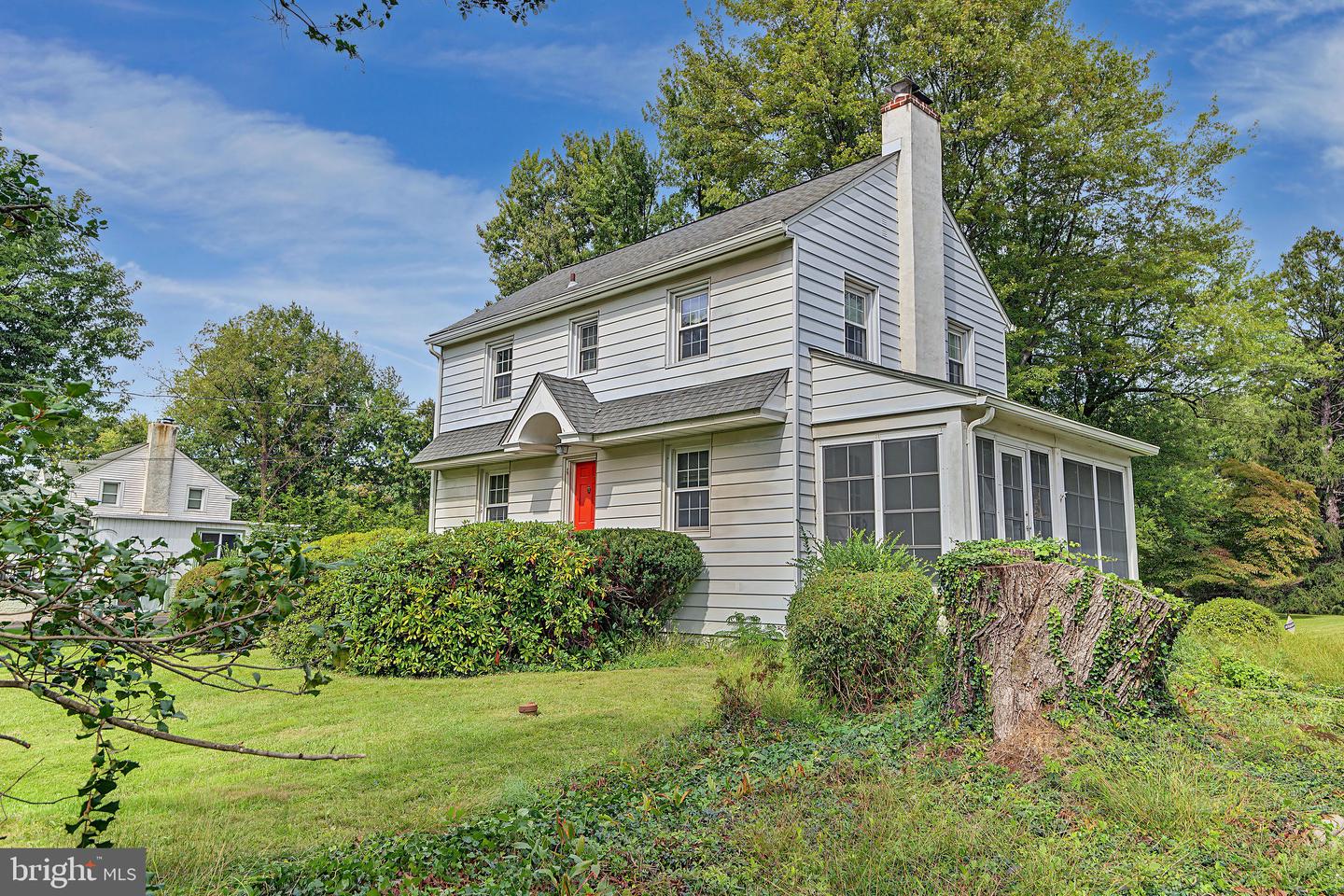 2445 Park Rd Property Photo 3