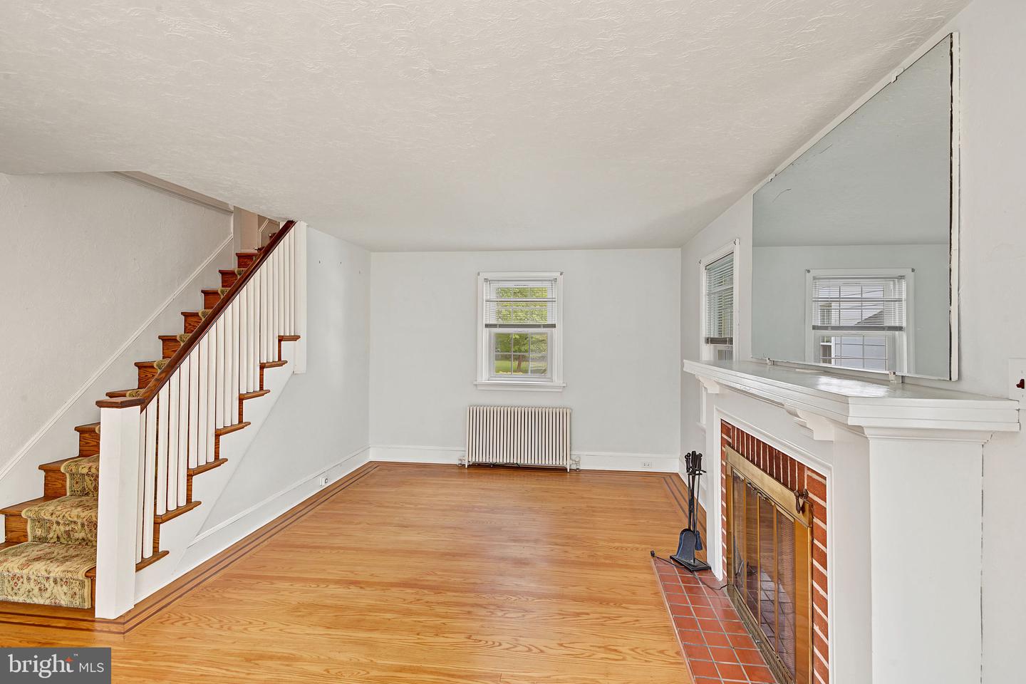 2445 Park Rd Property Photo 7