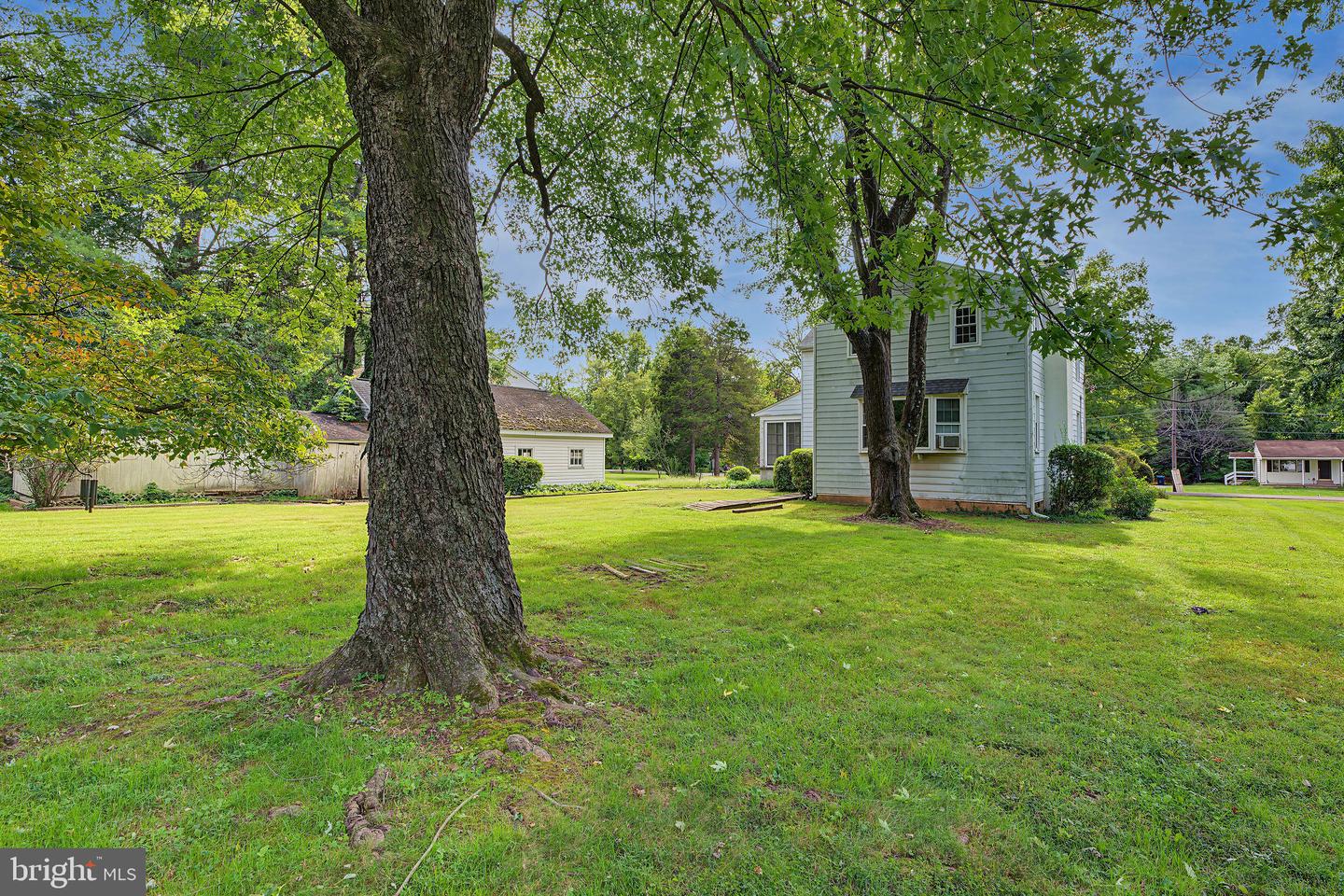 2445 Park Rd Property Photo 33