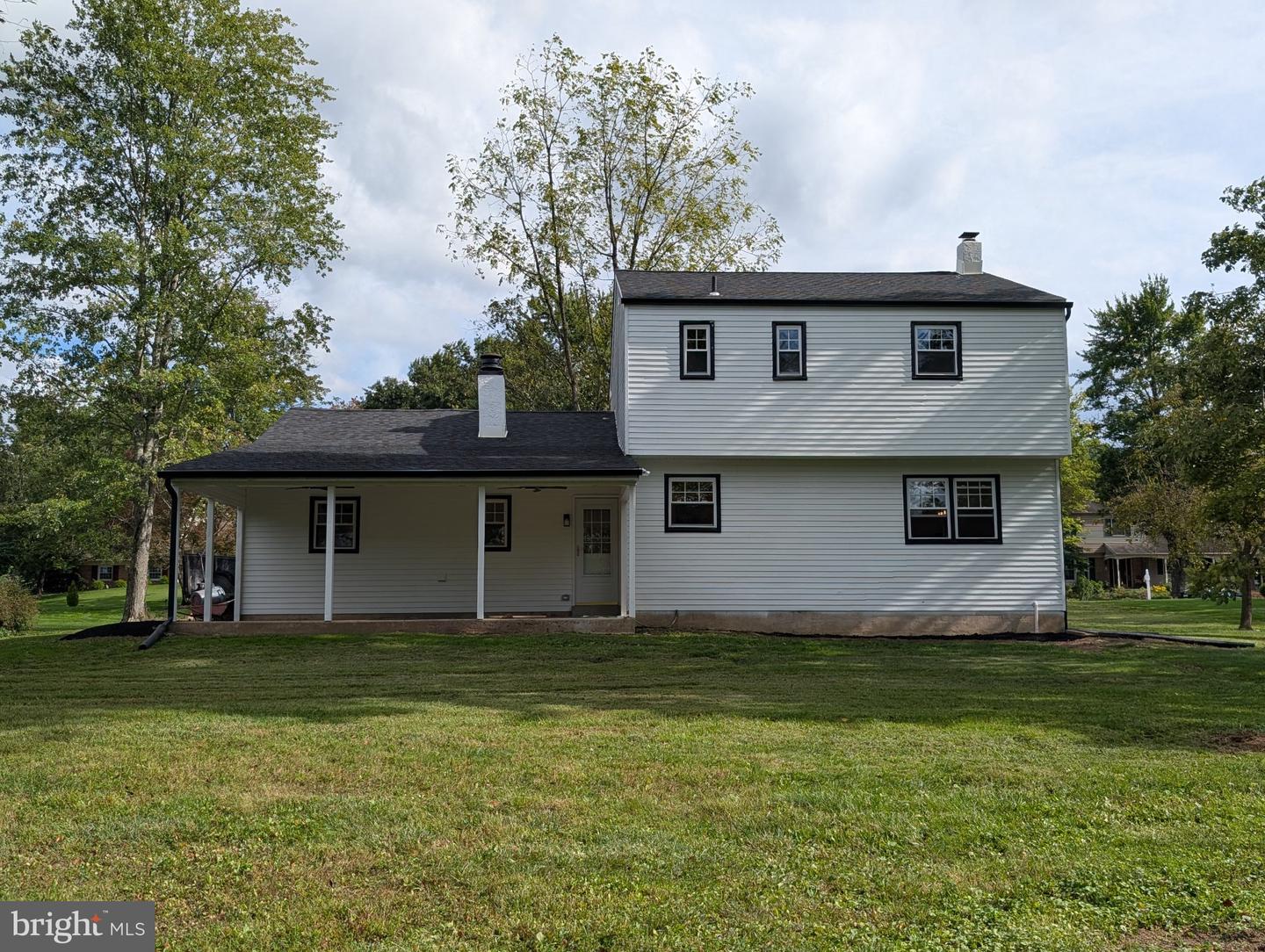 13 Brook Ln Property Photo 10