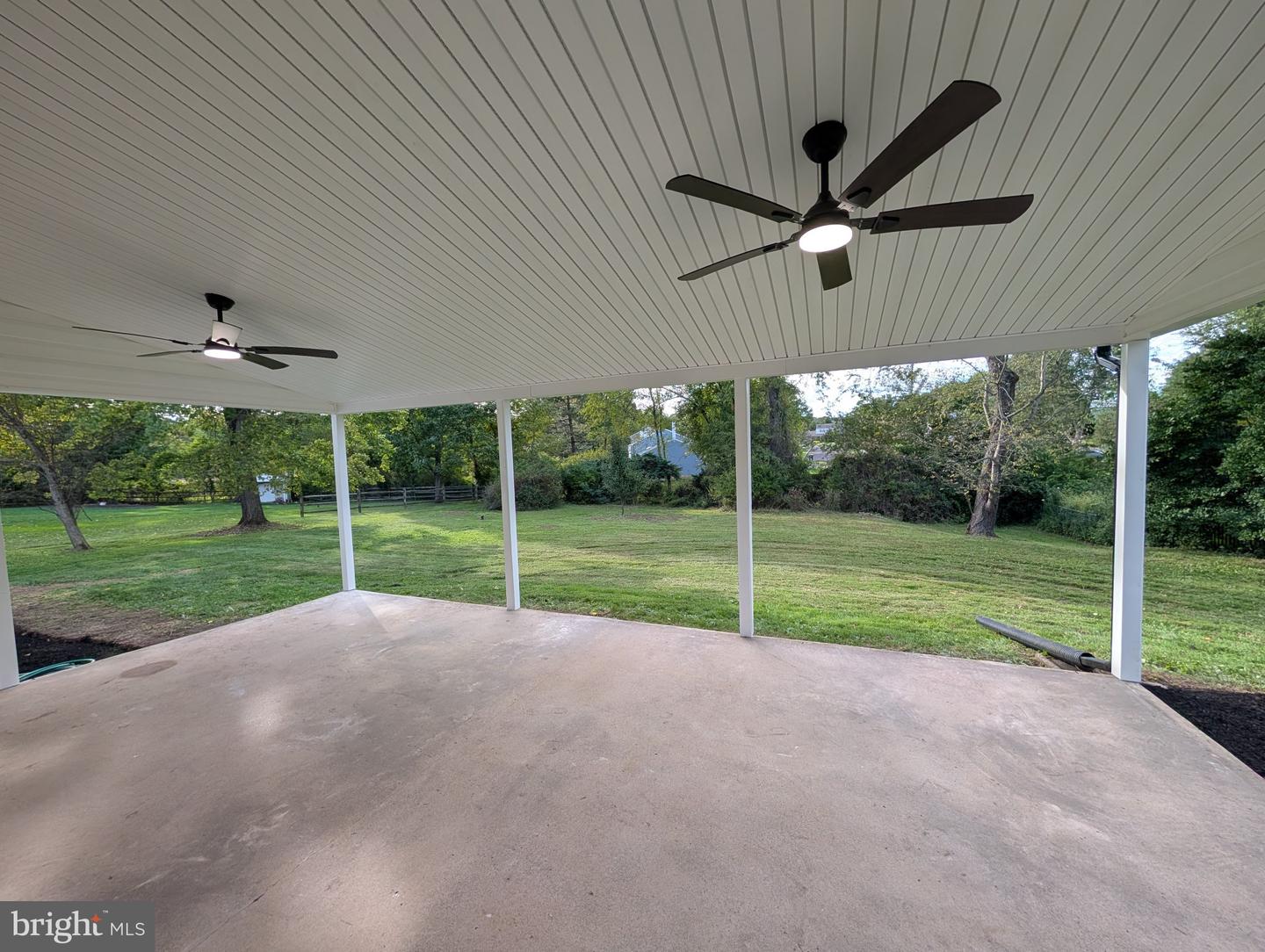 13 Brook Ln Property Photo 14