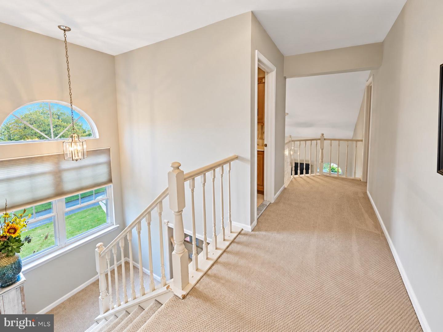 47 Skyview Way Property Photo 6