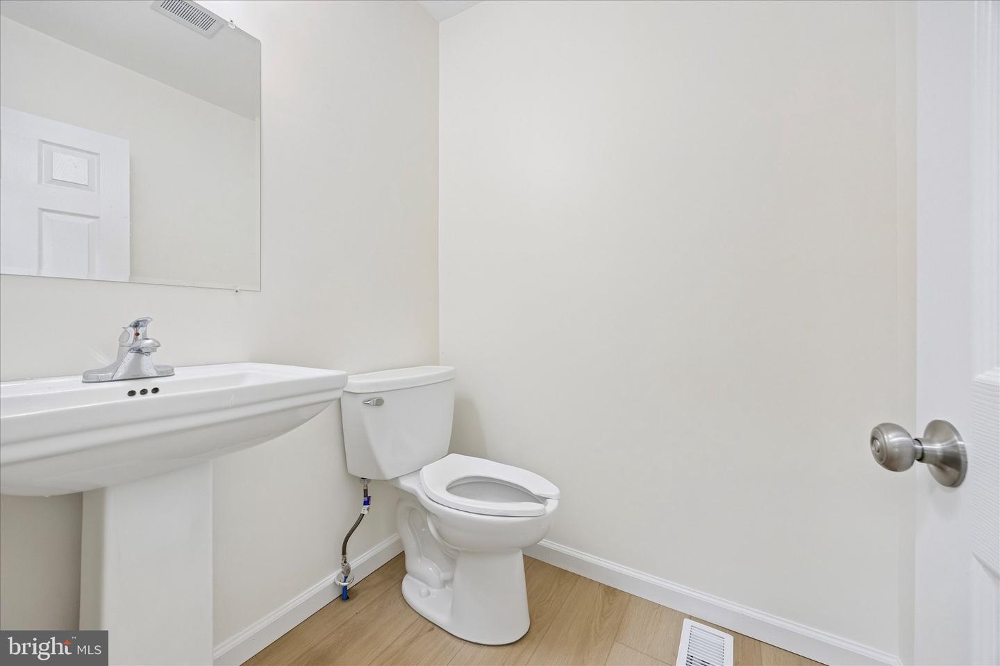102 Bristol Oxford Valley Rd Property Photo 27
