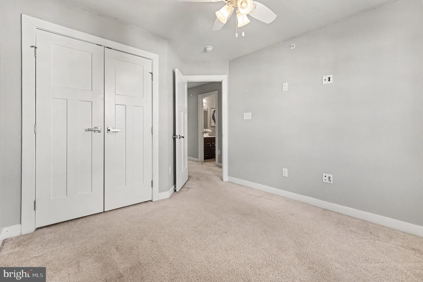 312 Pin Oak Ln Property Photo 27