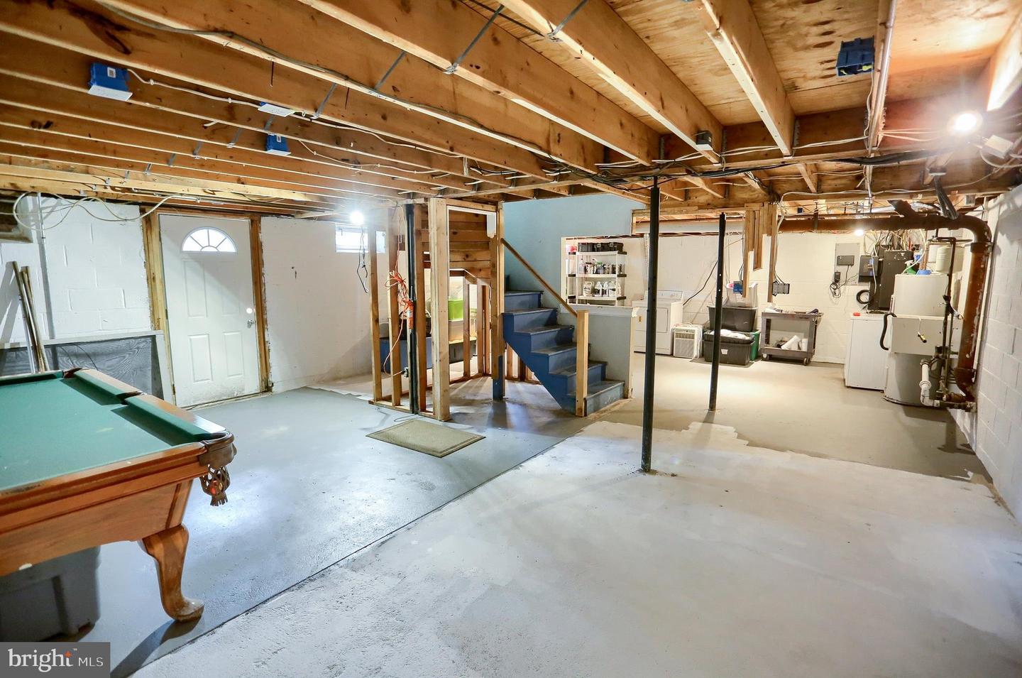 51 Belmont Sq Property Photo 24