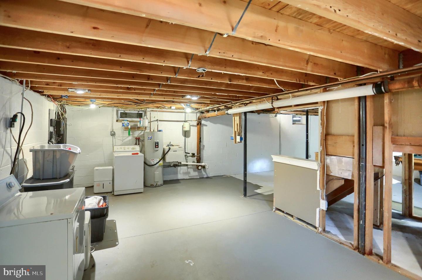 51 Belmont Sq Property Photo 25
