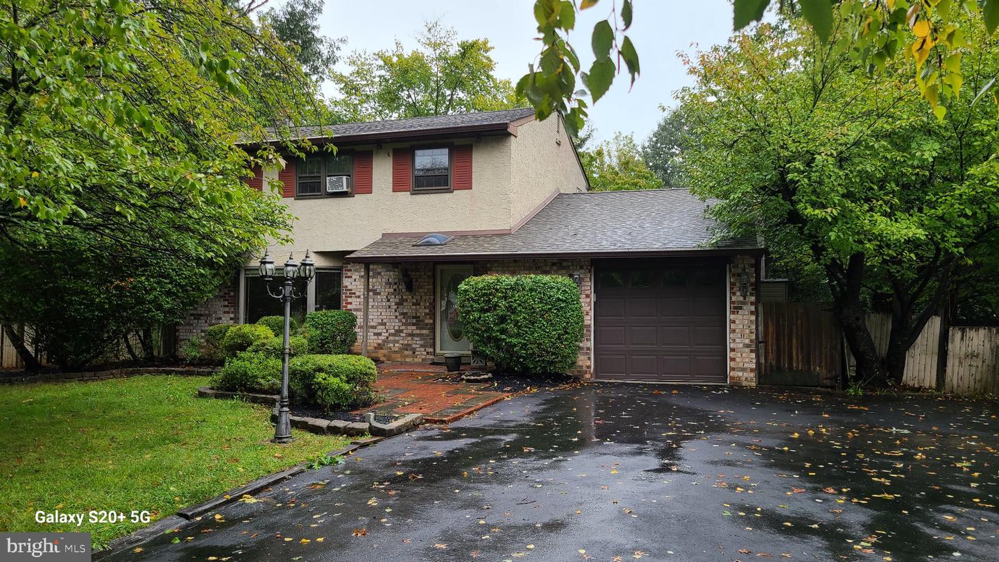 789 Buttercup Dr Property Photo 1