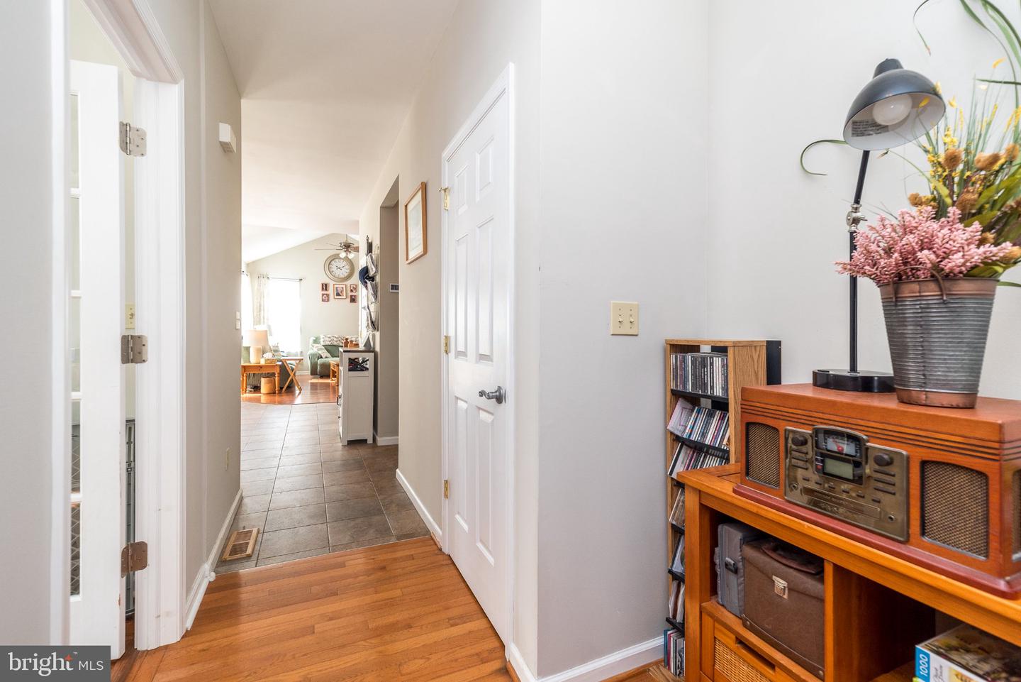 1315 Creekside Ln Property Photo 8