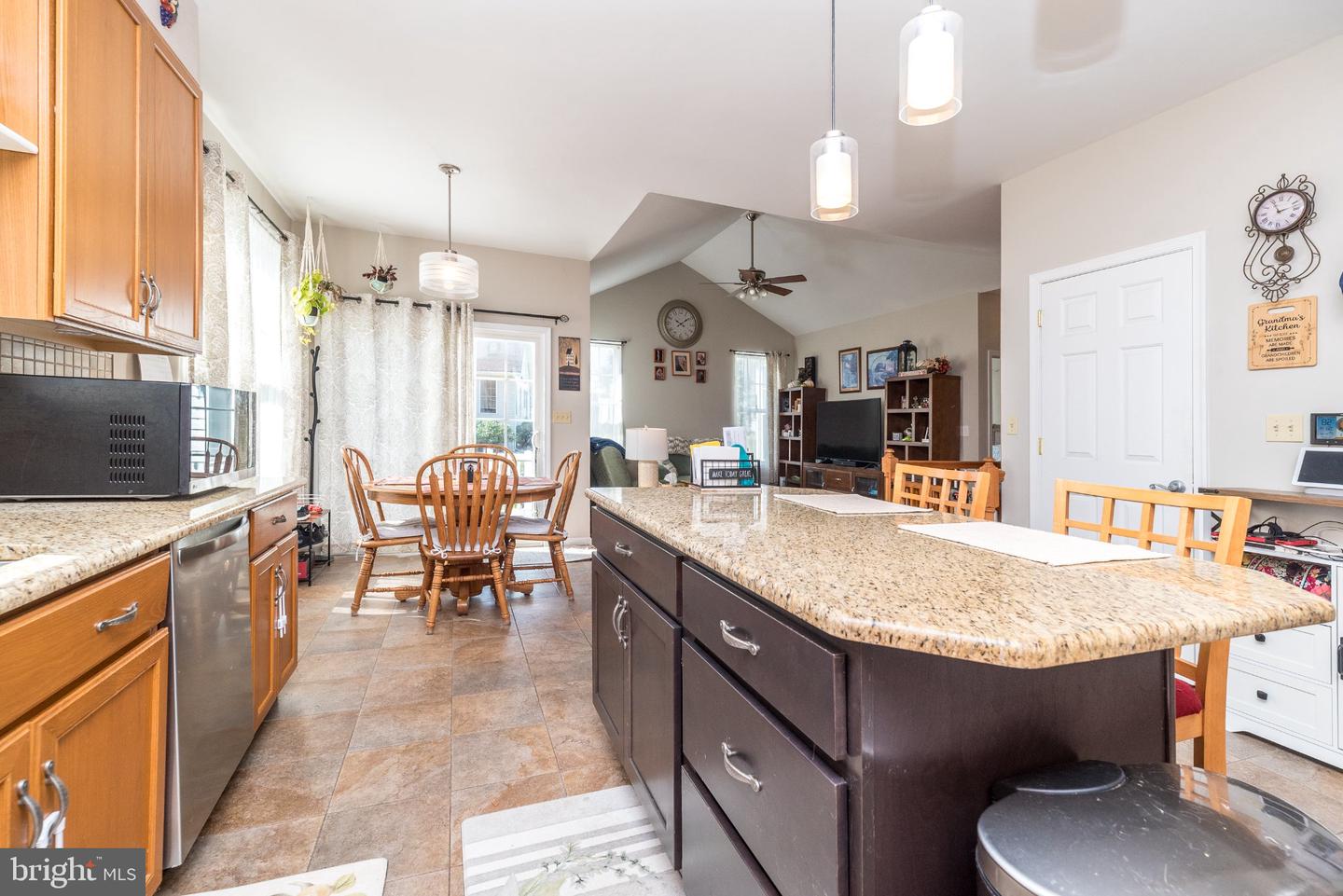 1315 Creekside Ln Property Photo 17