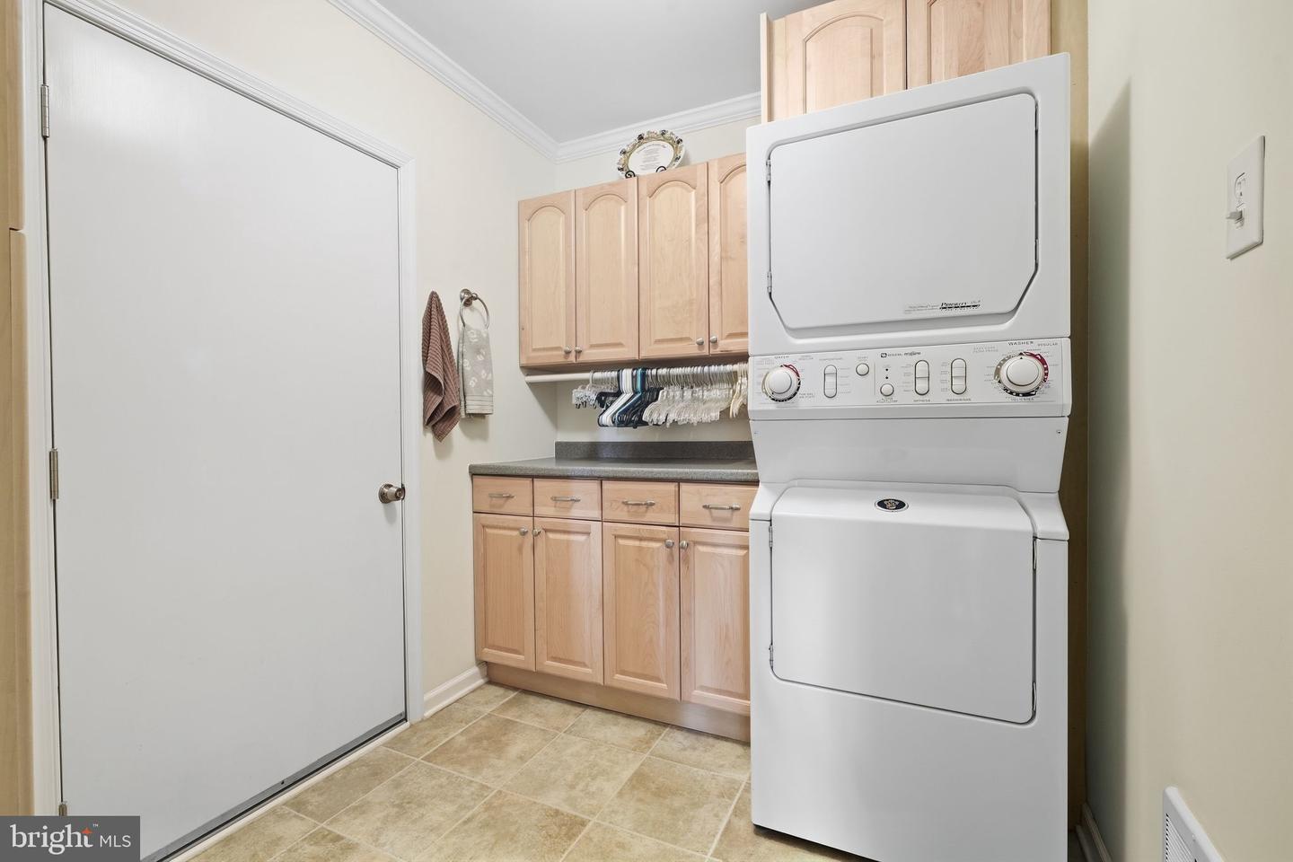 335 Berkshire Rd Property Photo 18