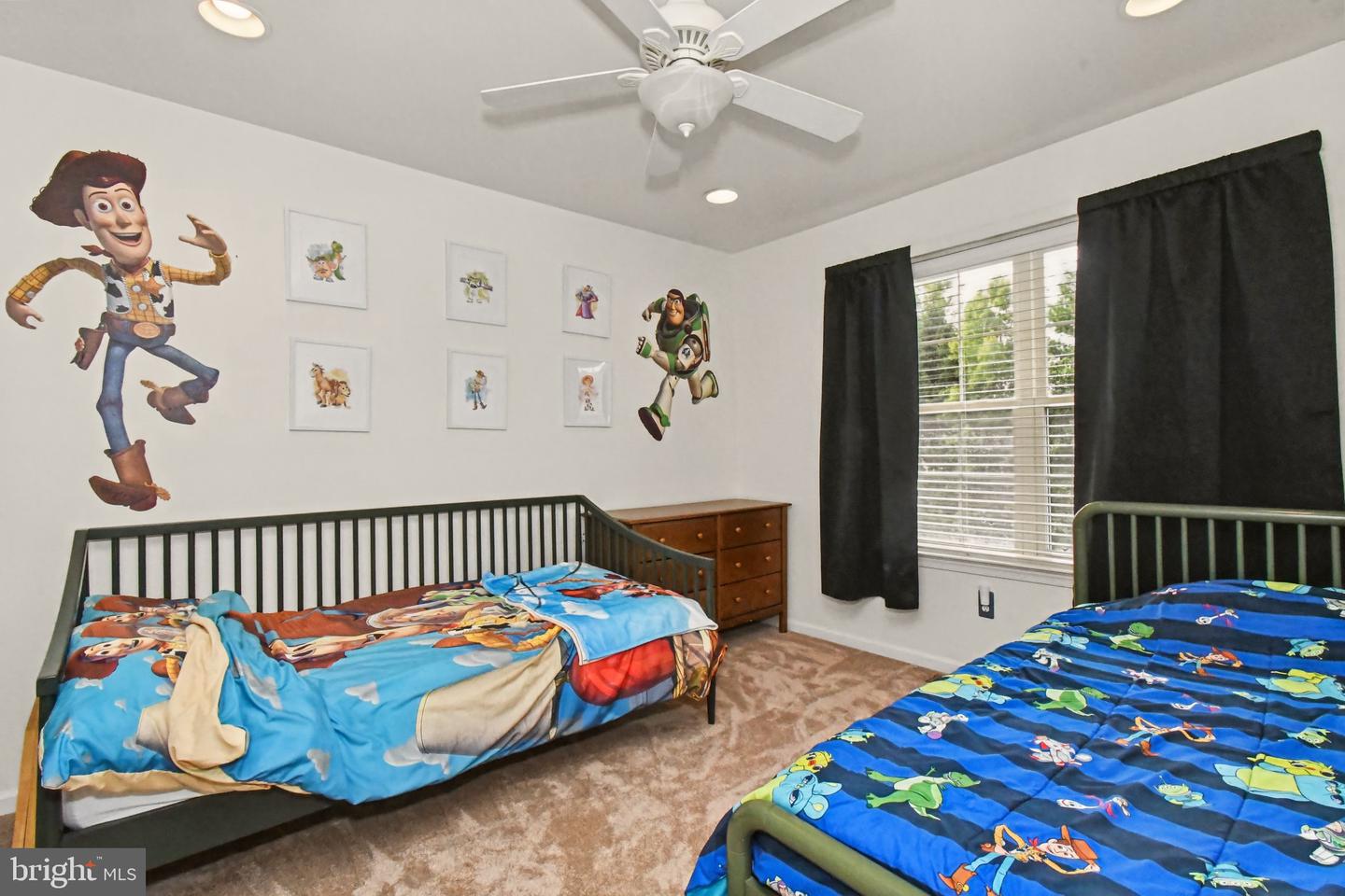 84 Dispatch Property Photo 30