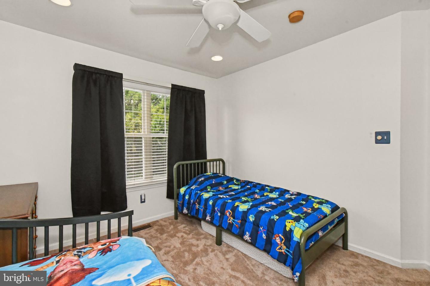 84 Dispatch Property Photo 31