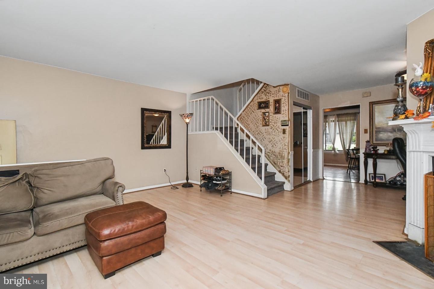 3479 Coventry Pl Property Photo 6