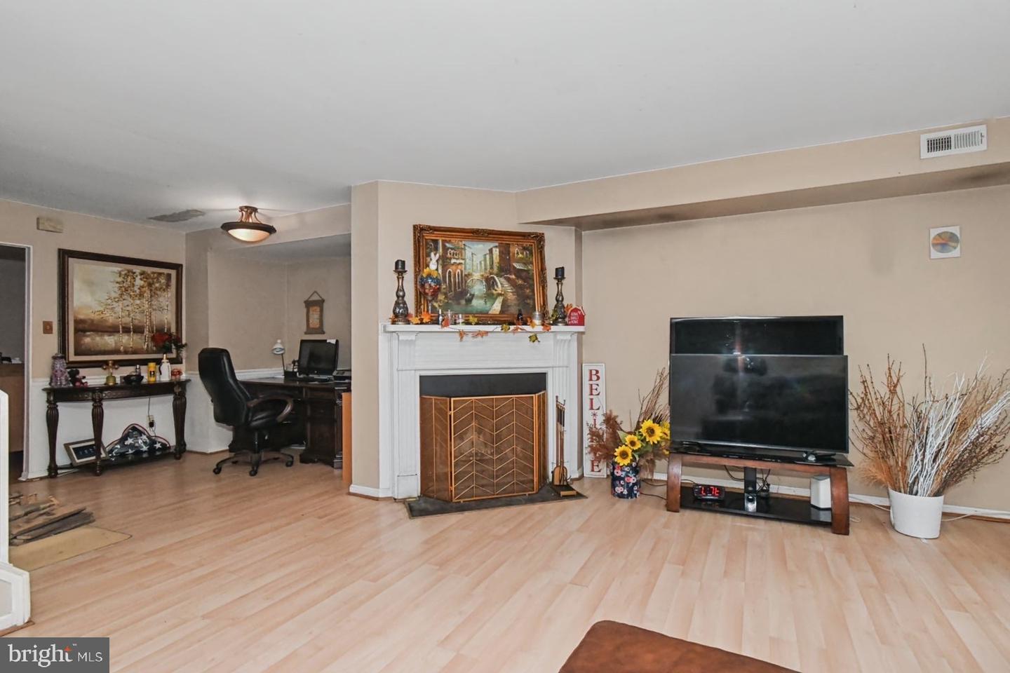 3479 Coventry Pl Property Photo 8