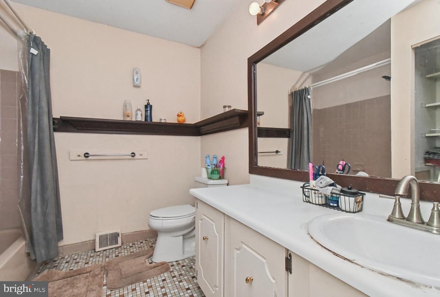 3479 Coventry Pl Property Photo 32