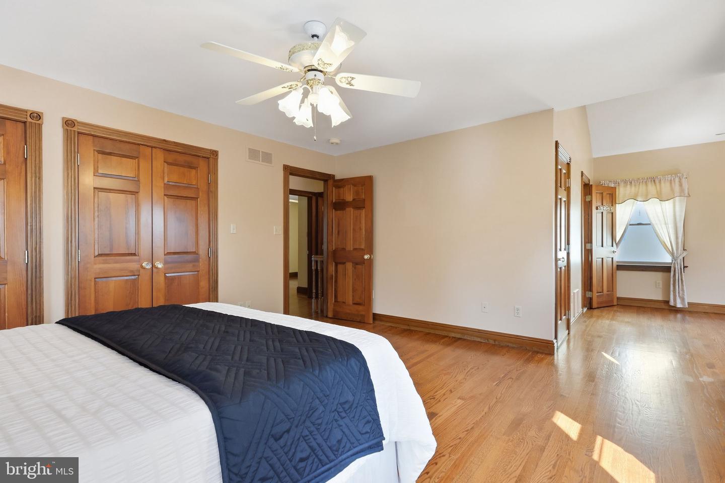 621 Radcliffe St Property Photo 22