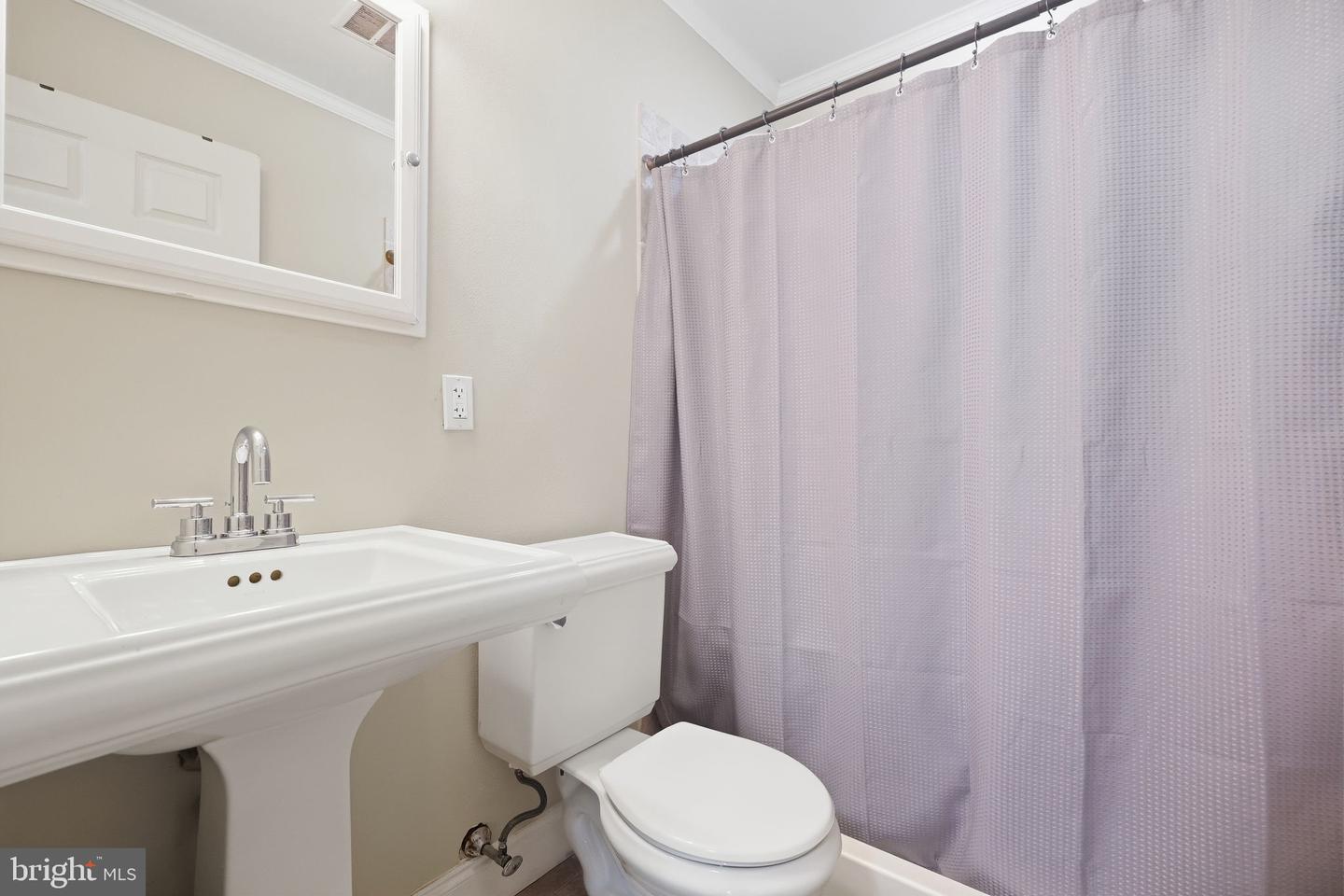 292 Indian Creek Dr Property Photo 16