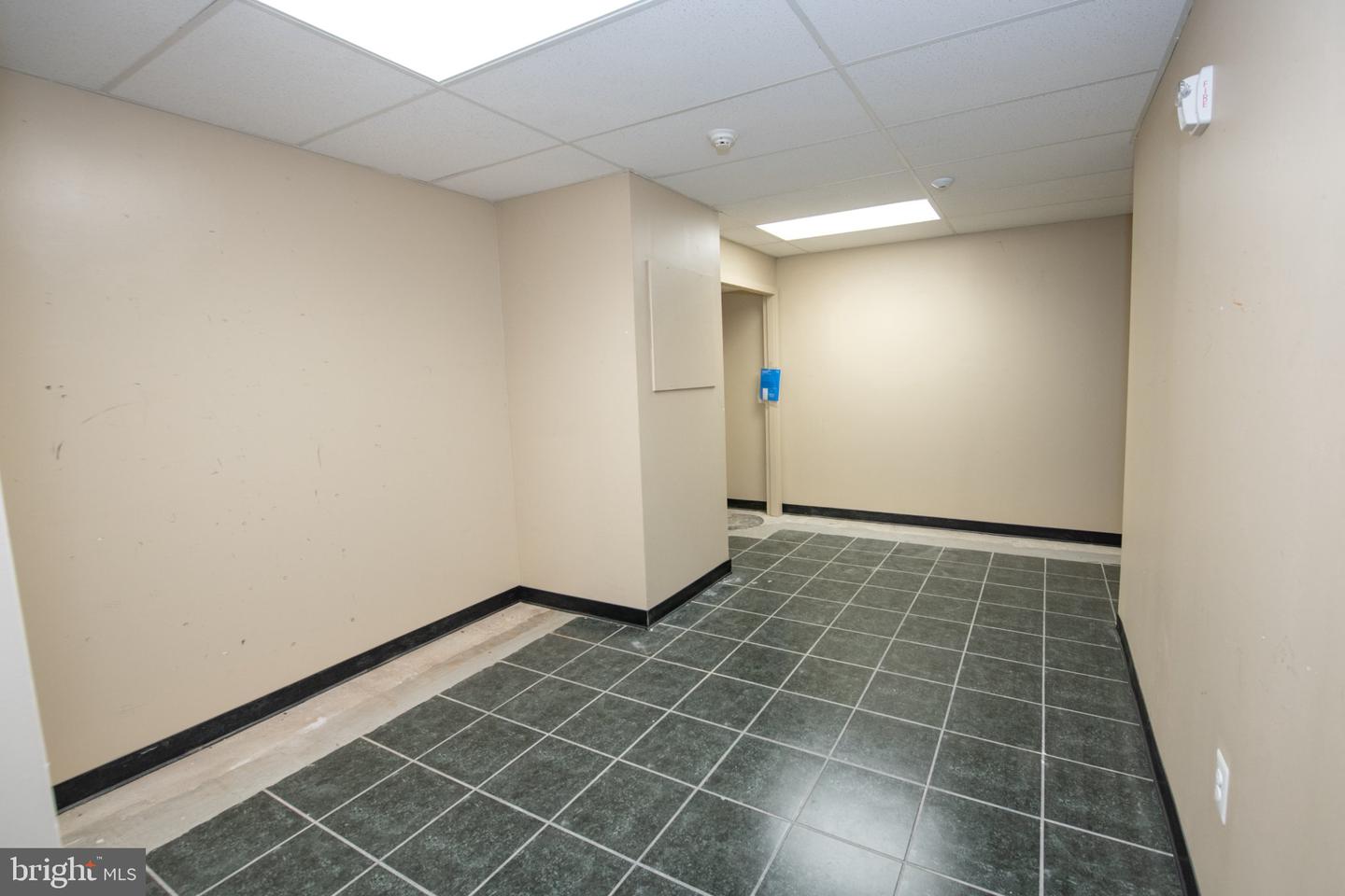 325 Bustleton Pike Property Photo 10
