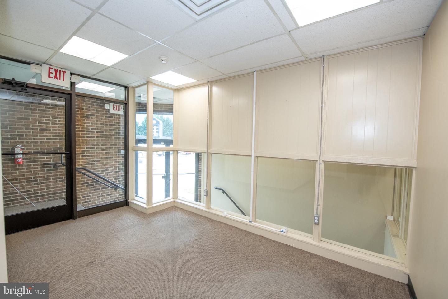 325 Bustleton Pike Property Photo 18
