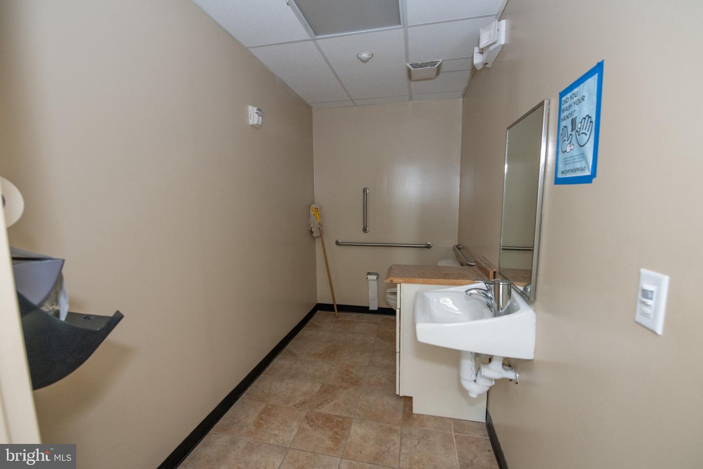 325 Bustleton Pike Property Photo 27