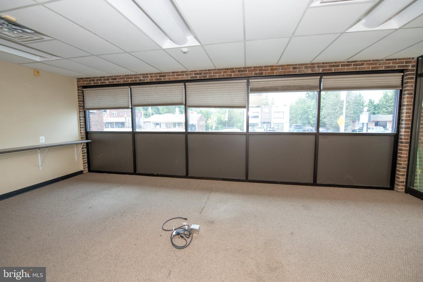 325 Bustleton Pike Property Photo 31