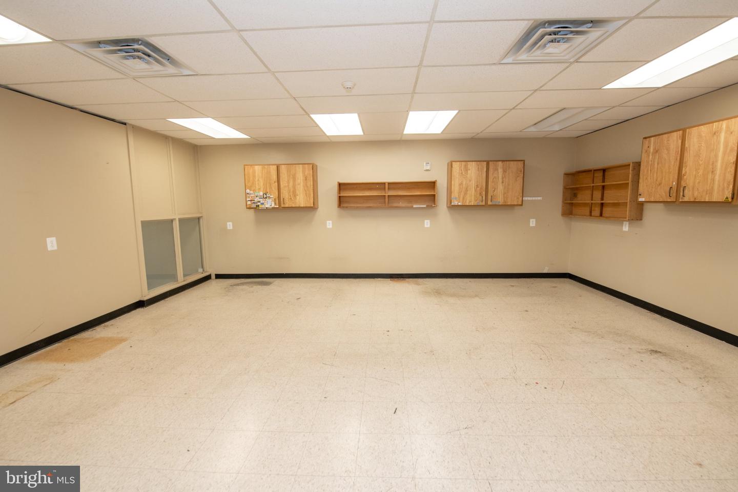 325 Bustleton Pike Property Photo 37