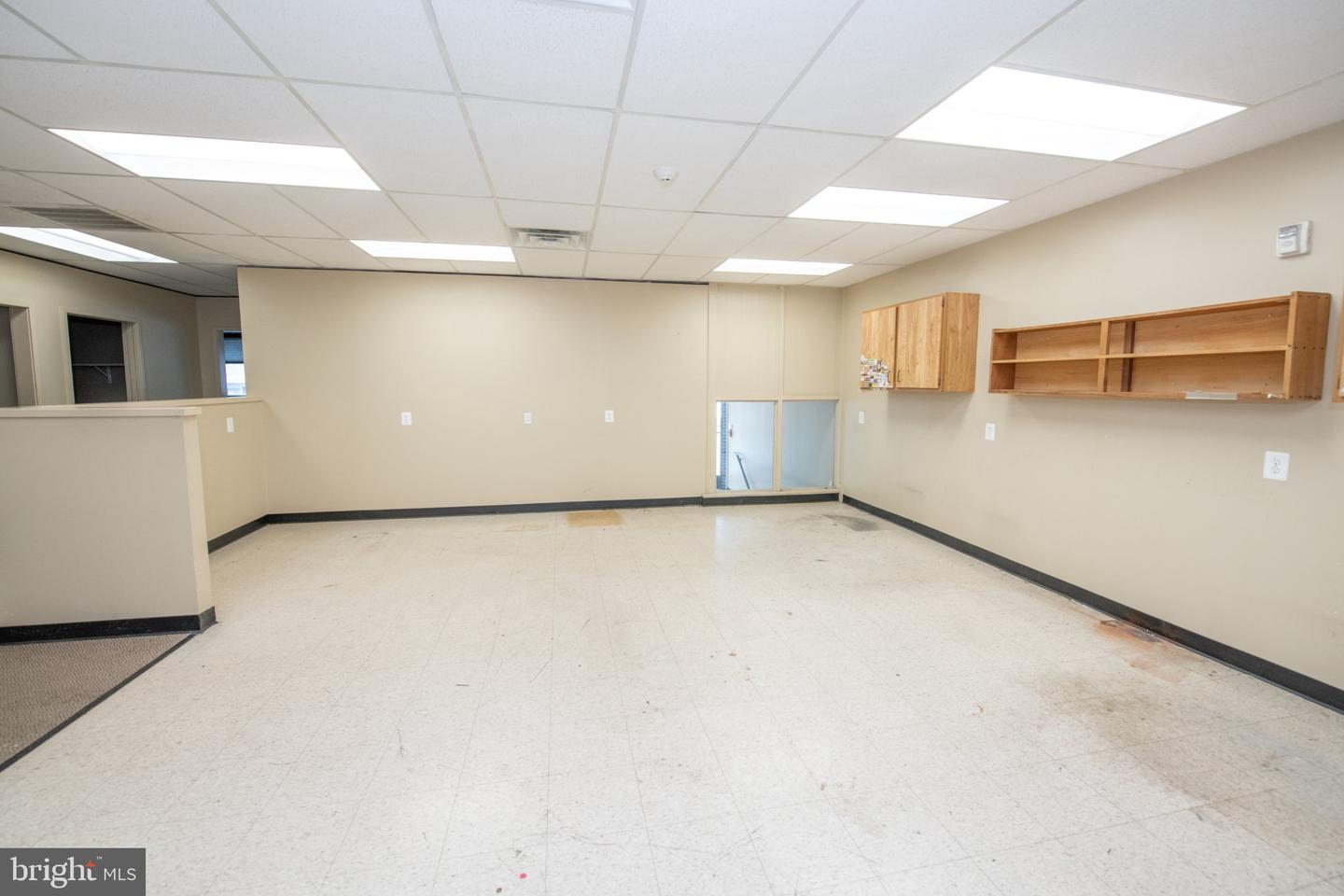 325 Bustleton Pike Property Photo 38