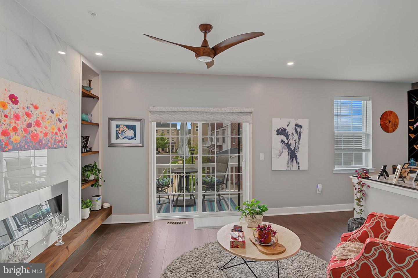134 Fleet Ct #a Property Photo 6