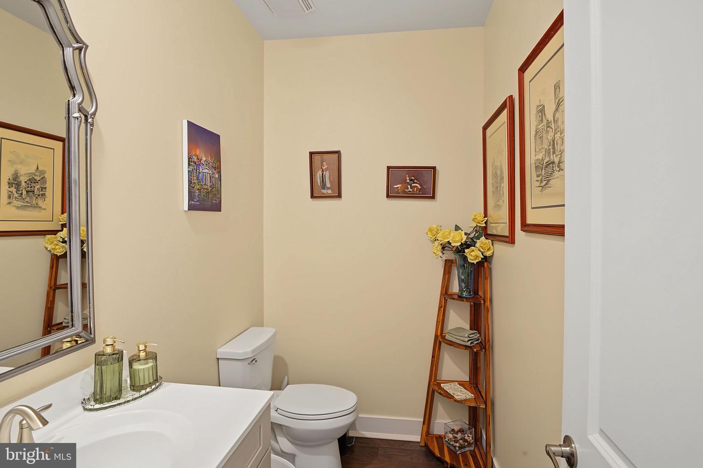134 Fleet Ct #a Property Photo 29