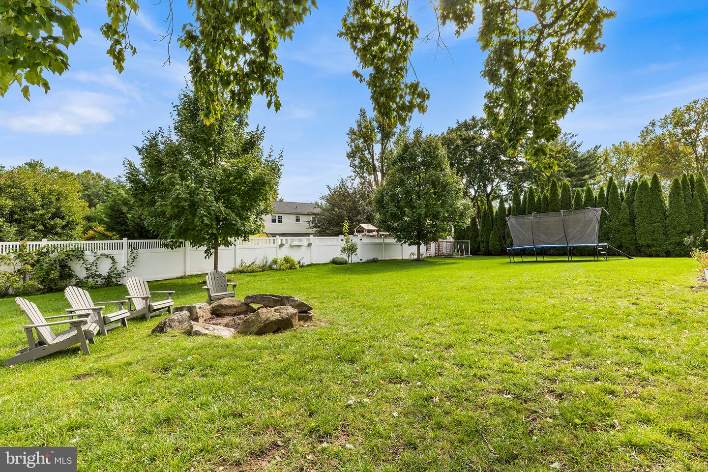 918 Hamilton Dr Property Photo 35