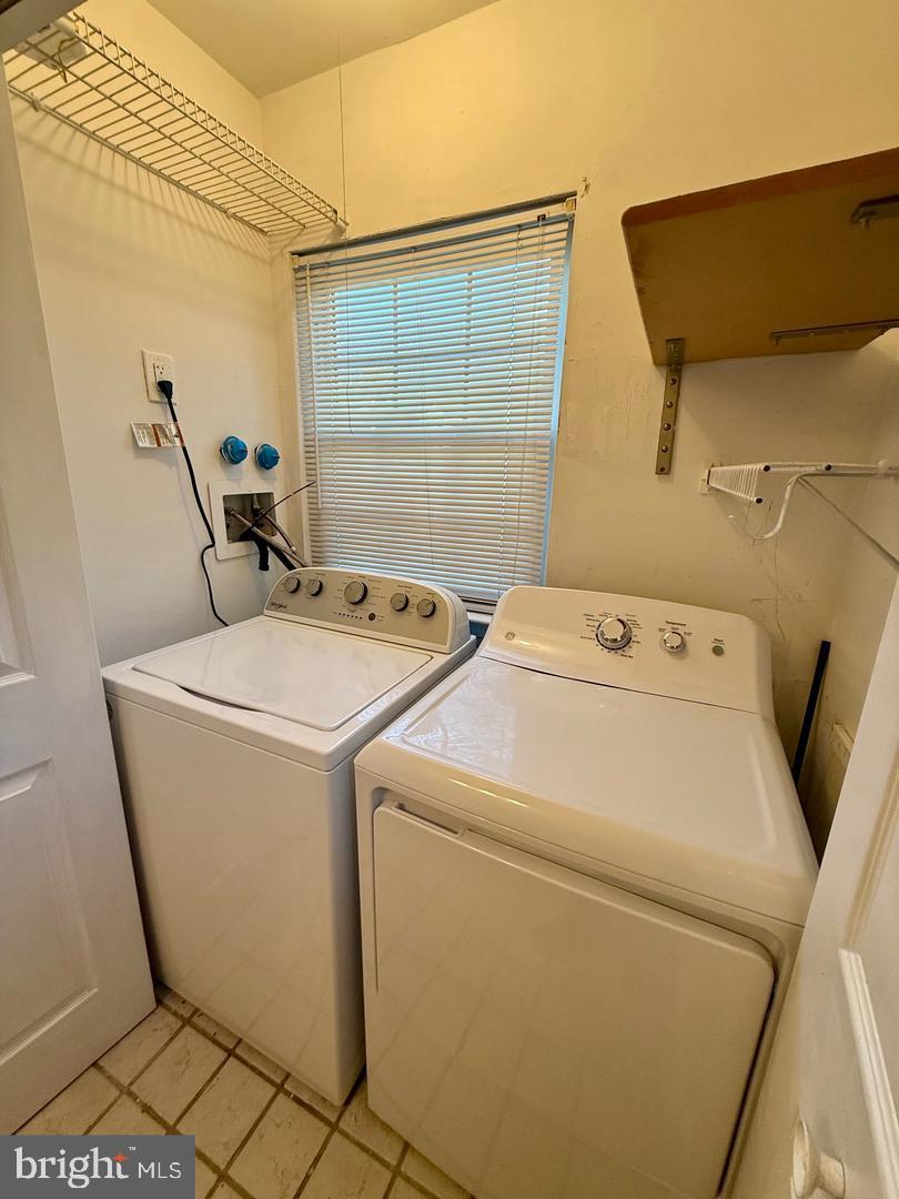 25 Van Horn Pl Property Photo 11