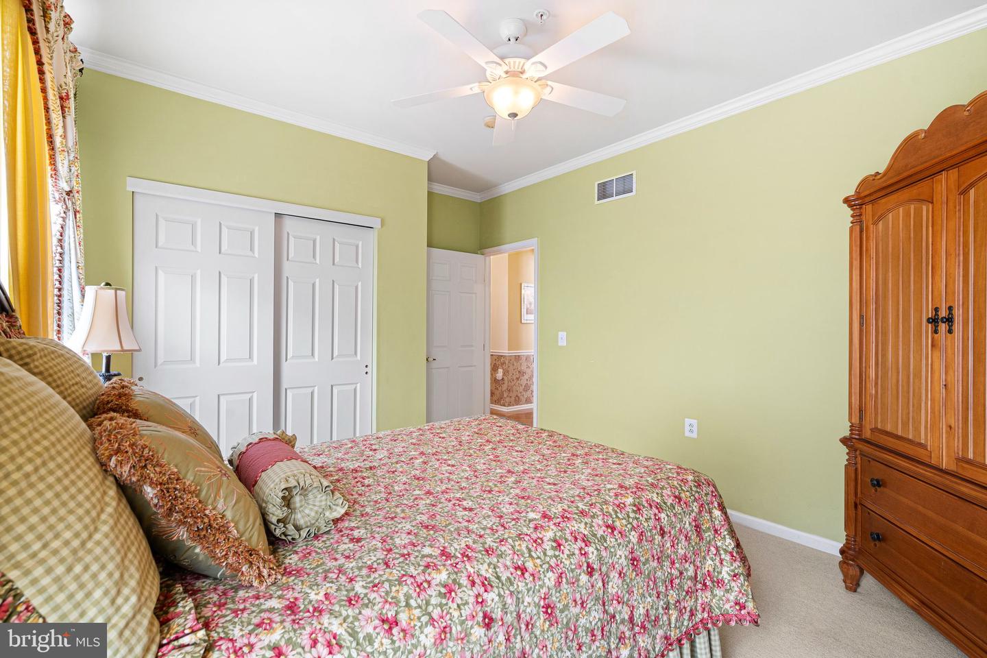933 Laurens Ln Property Photo 24