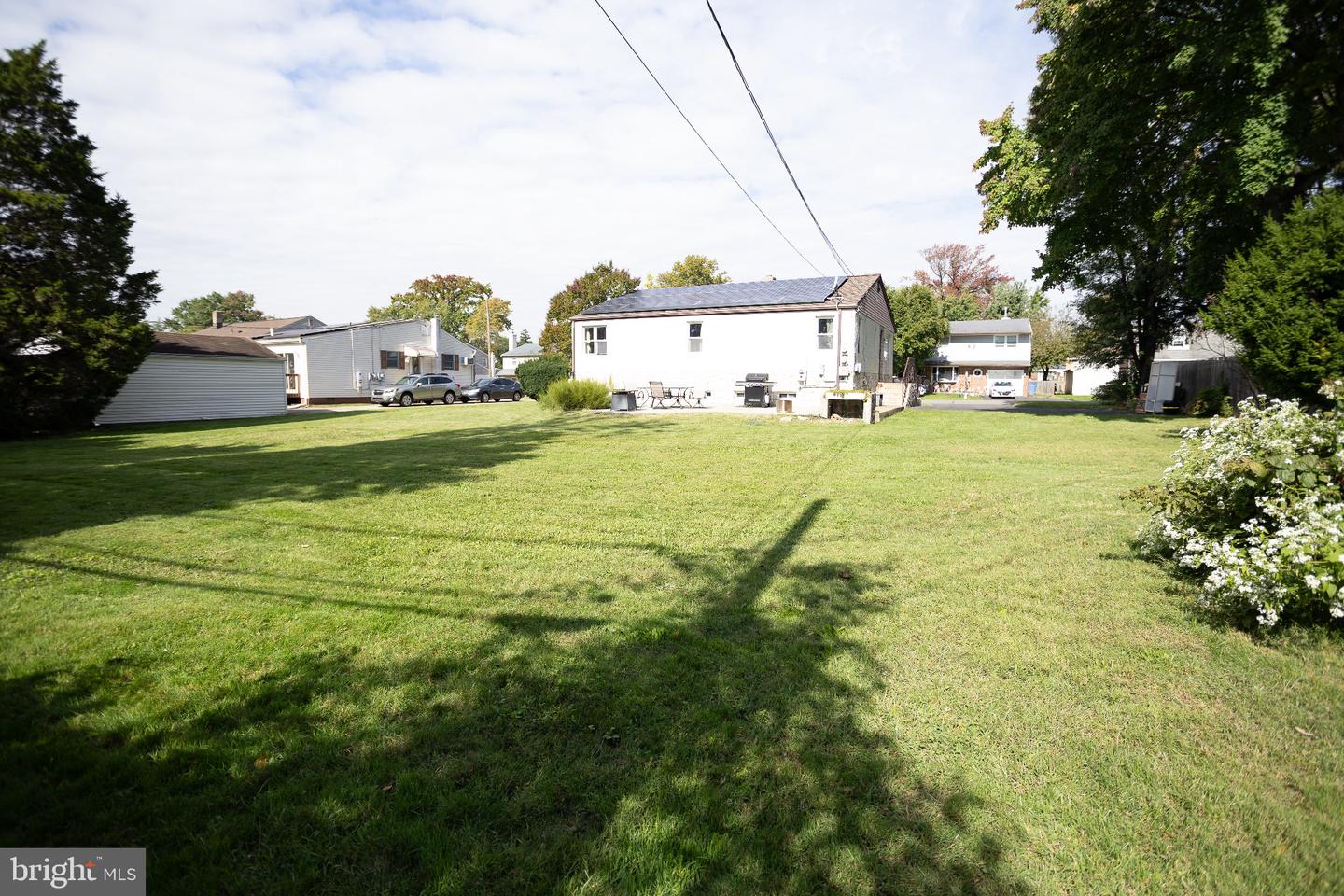 1209 Highland Ave Property Photo 4