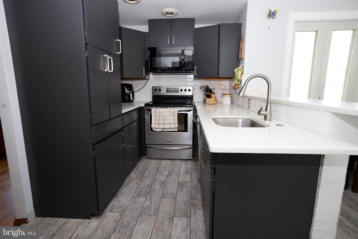 1209 Highland Ave Property Photo 10