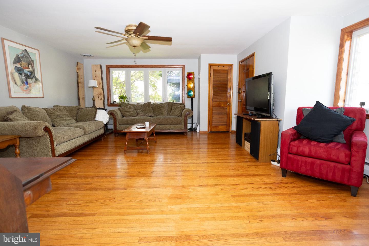 1209 Highland Ave Property Photo 11