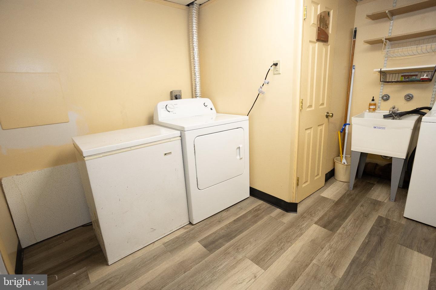 1209 Highland Ave Property Photo 30