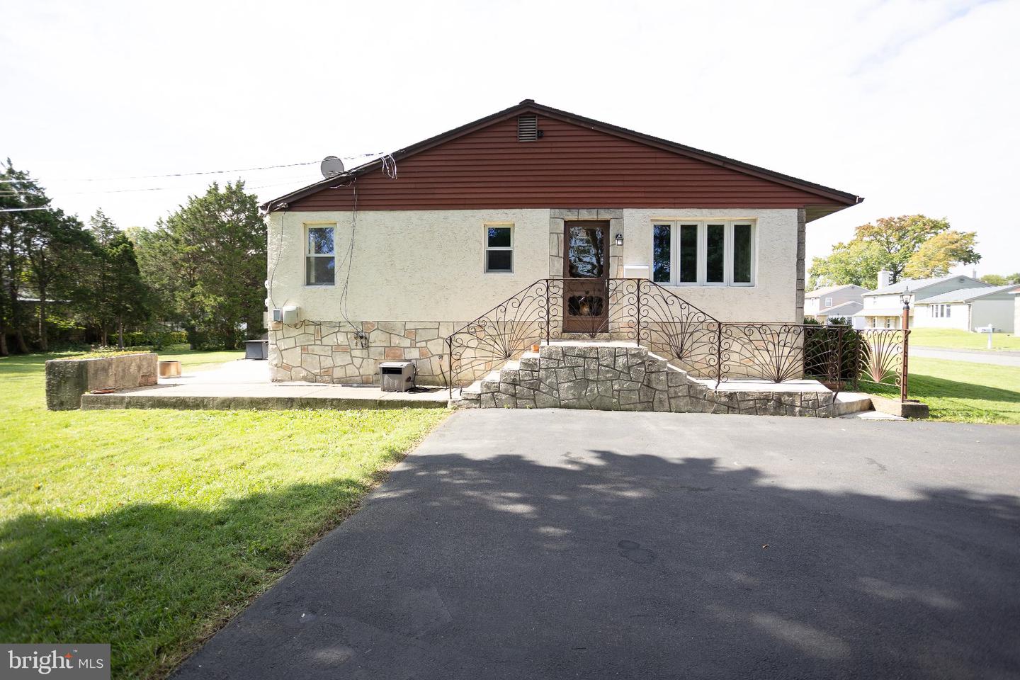 1209 Highland Ave Property Photo 36
