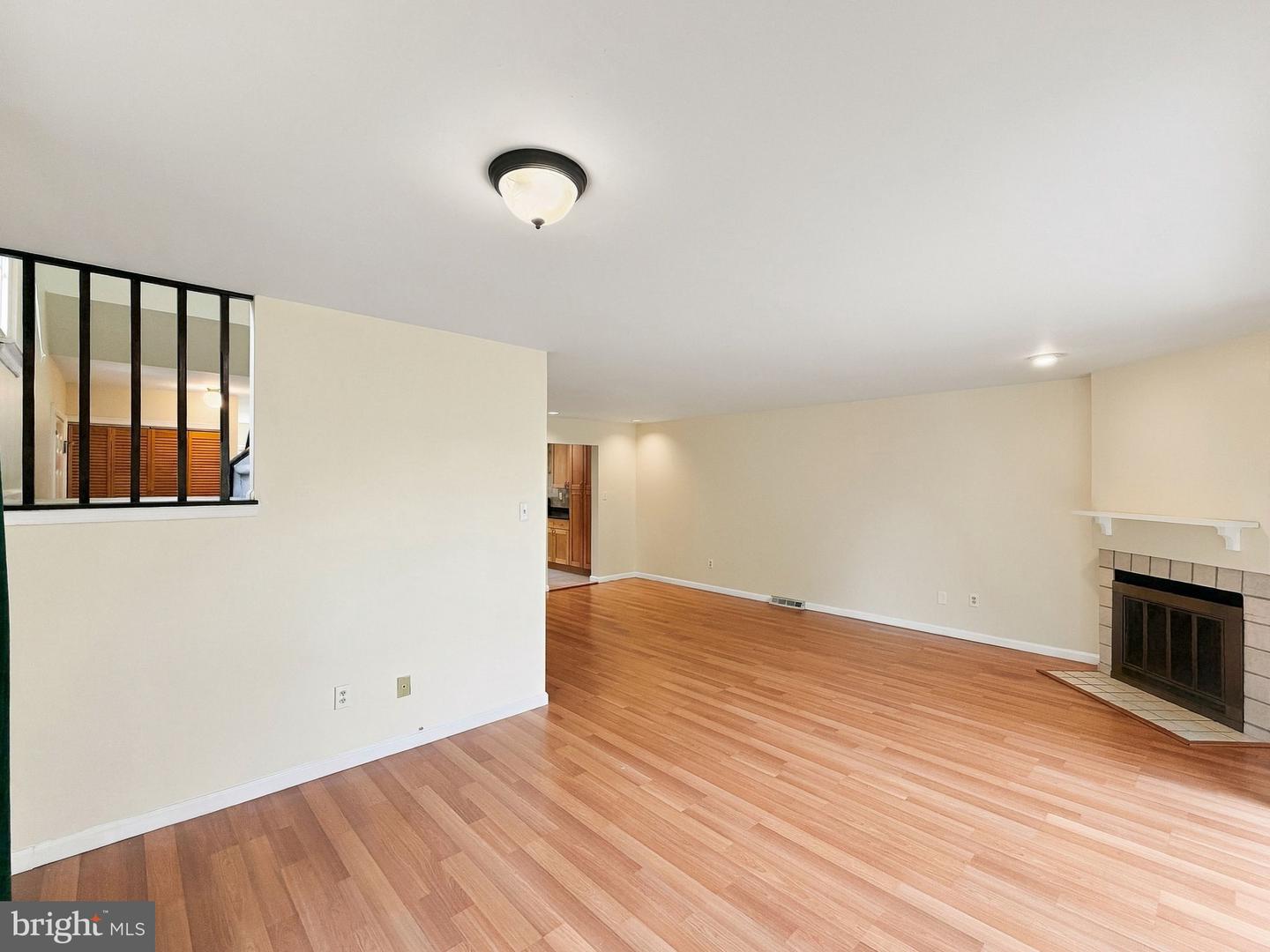 306 Ward Ct Property Photo 11