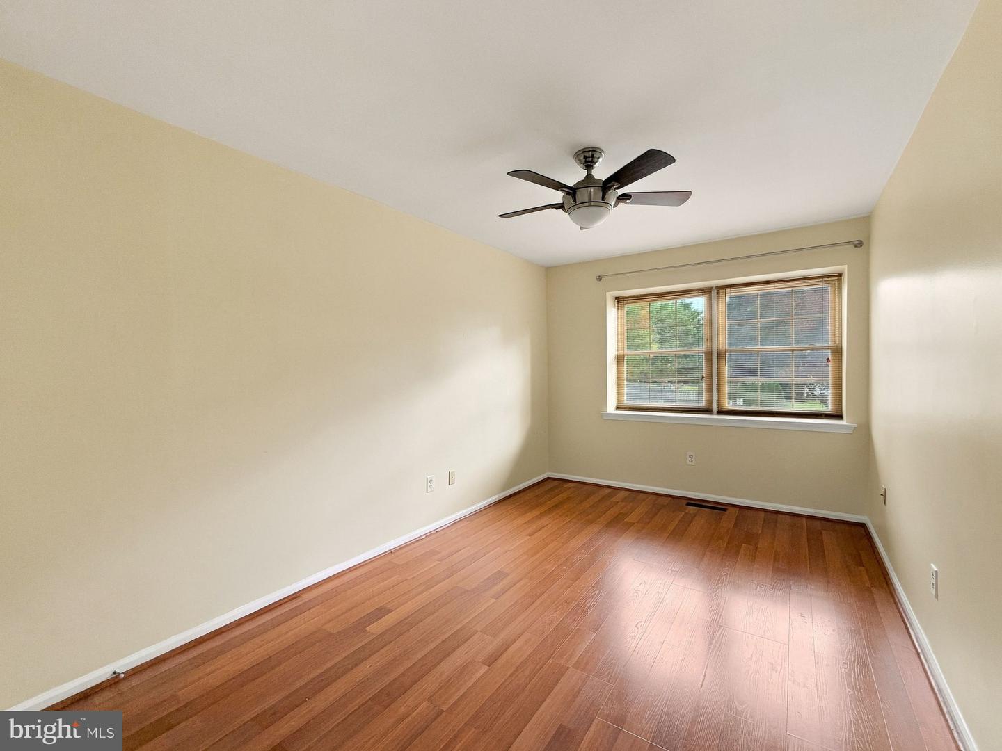 306 Ward Ct Property Photo 35