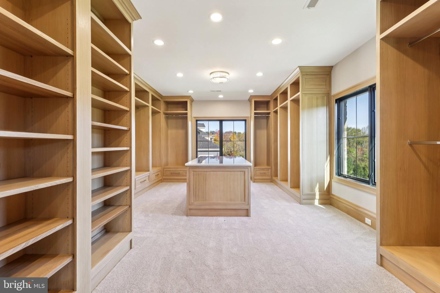 3 Wickerly Ln #d1d Property Photo 29