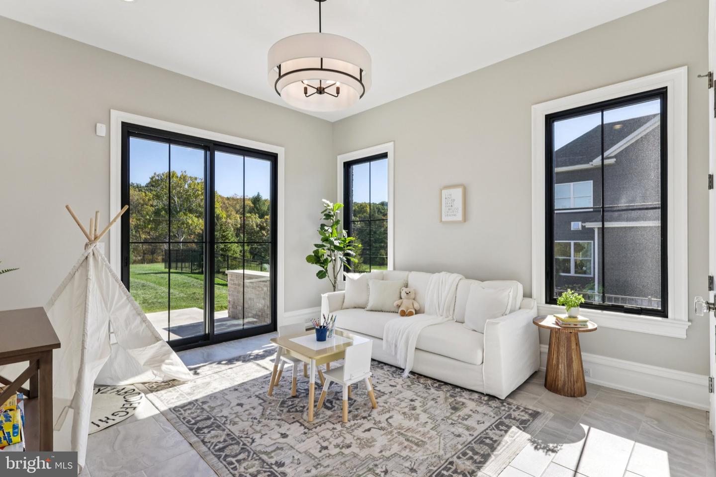 3 Wickerly Ln #d1d Property Photo 30