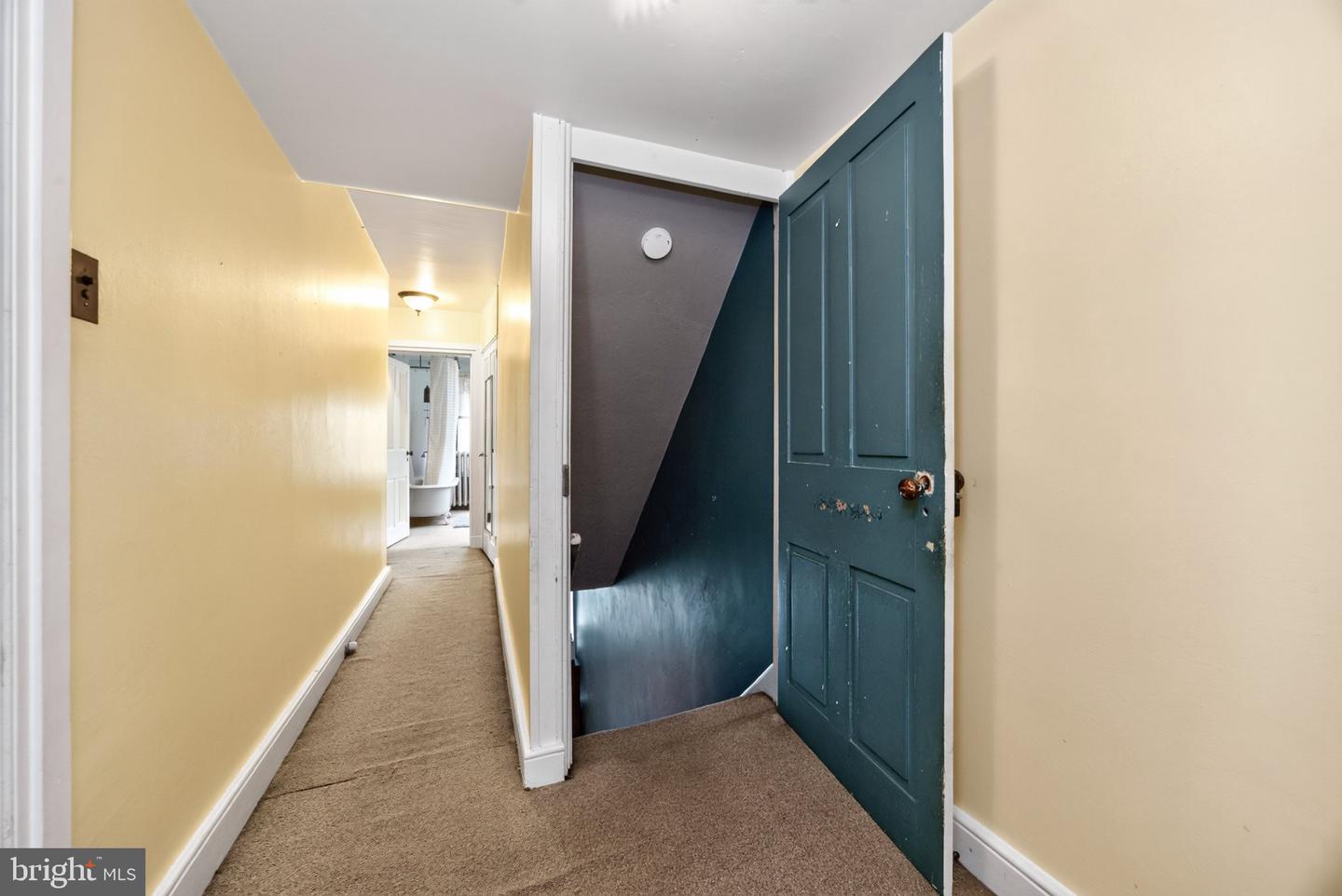 16 Hilltown Pike Property Photo 16