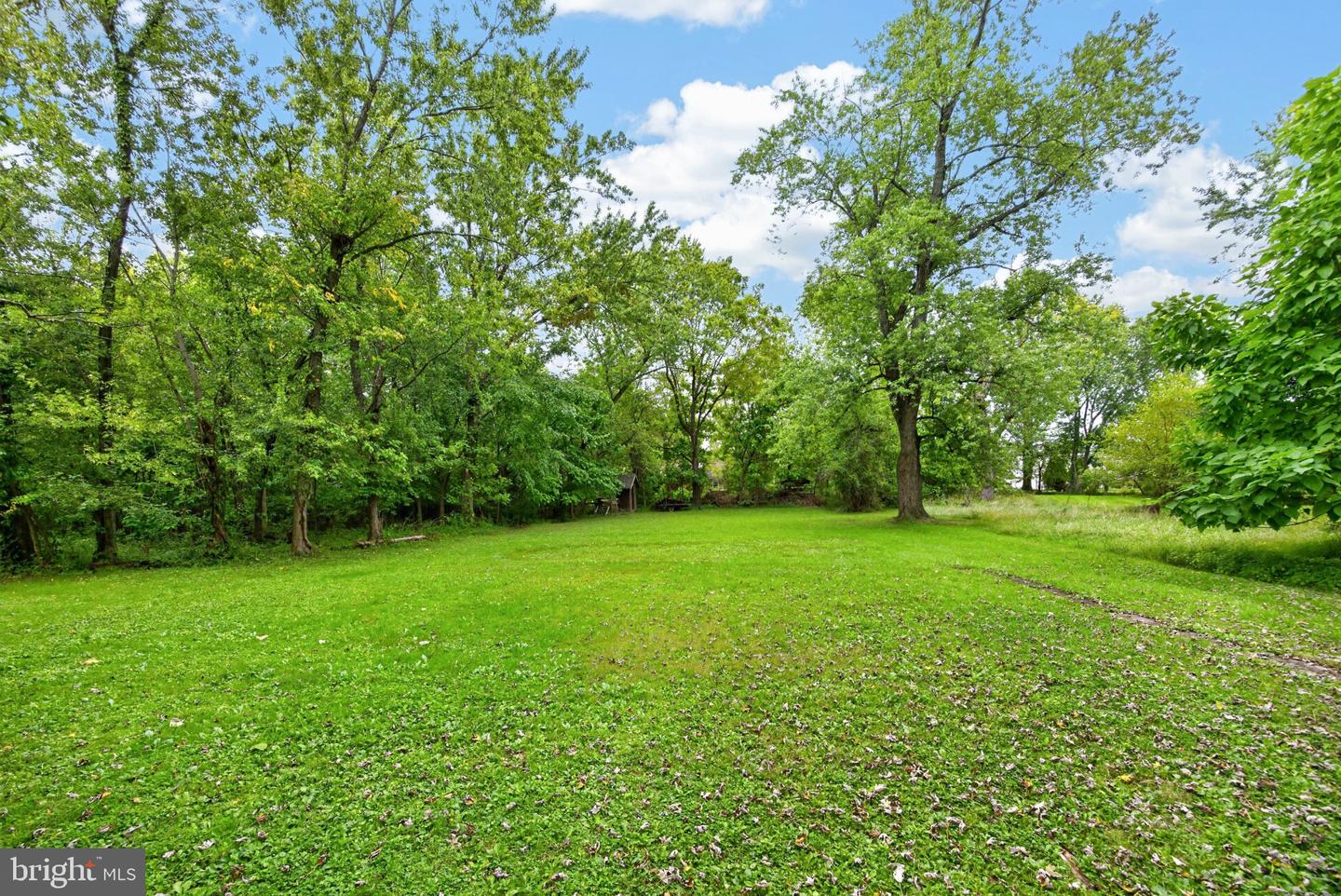 16 Hilltown Pike Property Photo 24