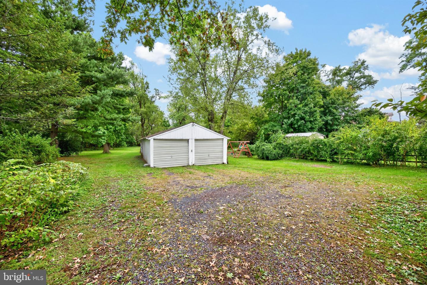 16 Hilltown Pike Property Photo 27