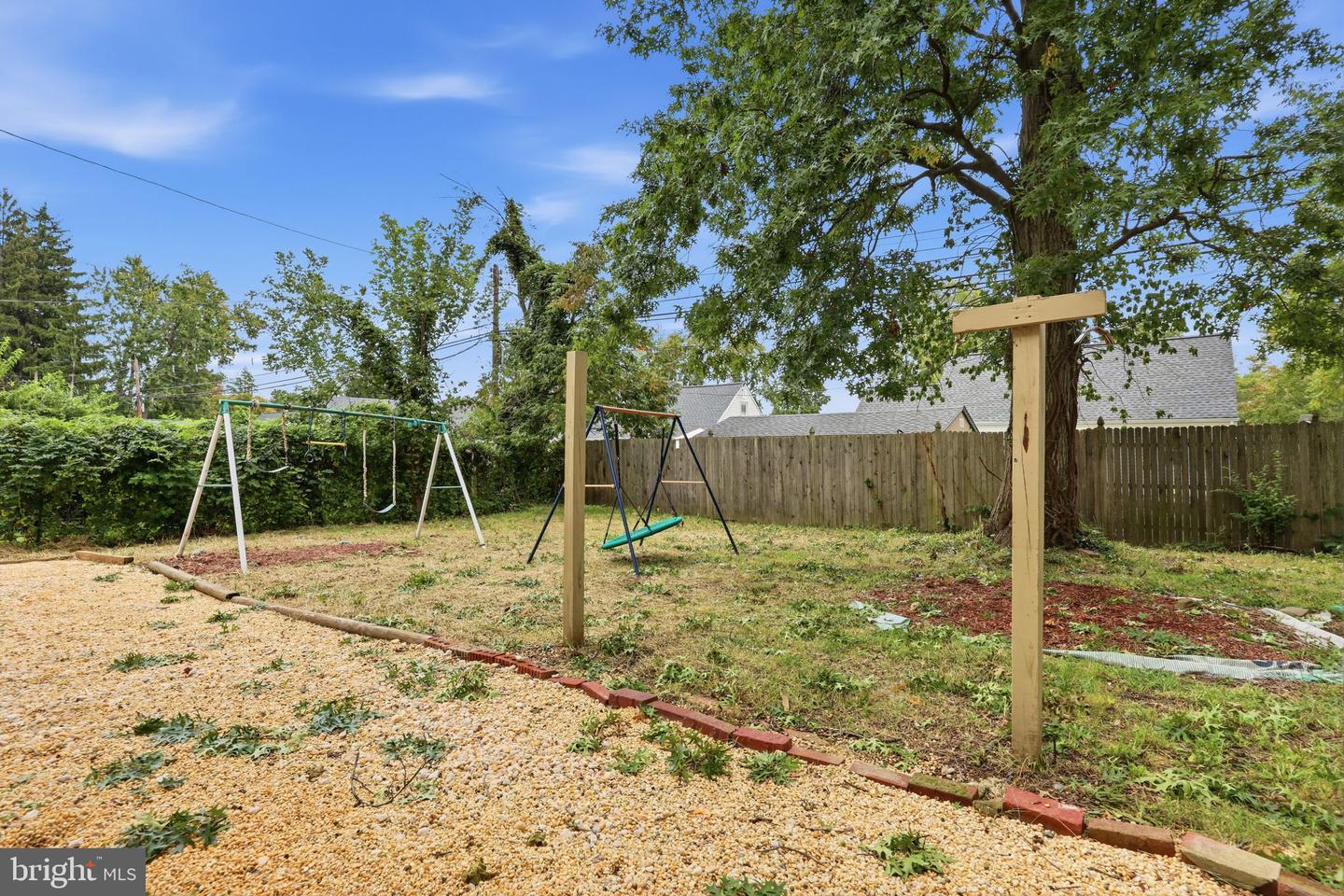 631 Osborne Ave Property Photo 31