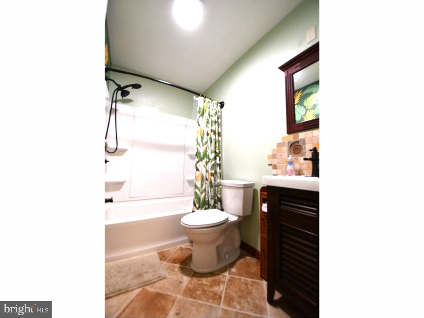 4825 Oxford Ct Property Photo 24