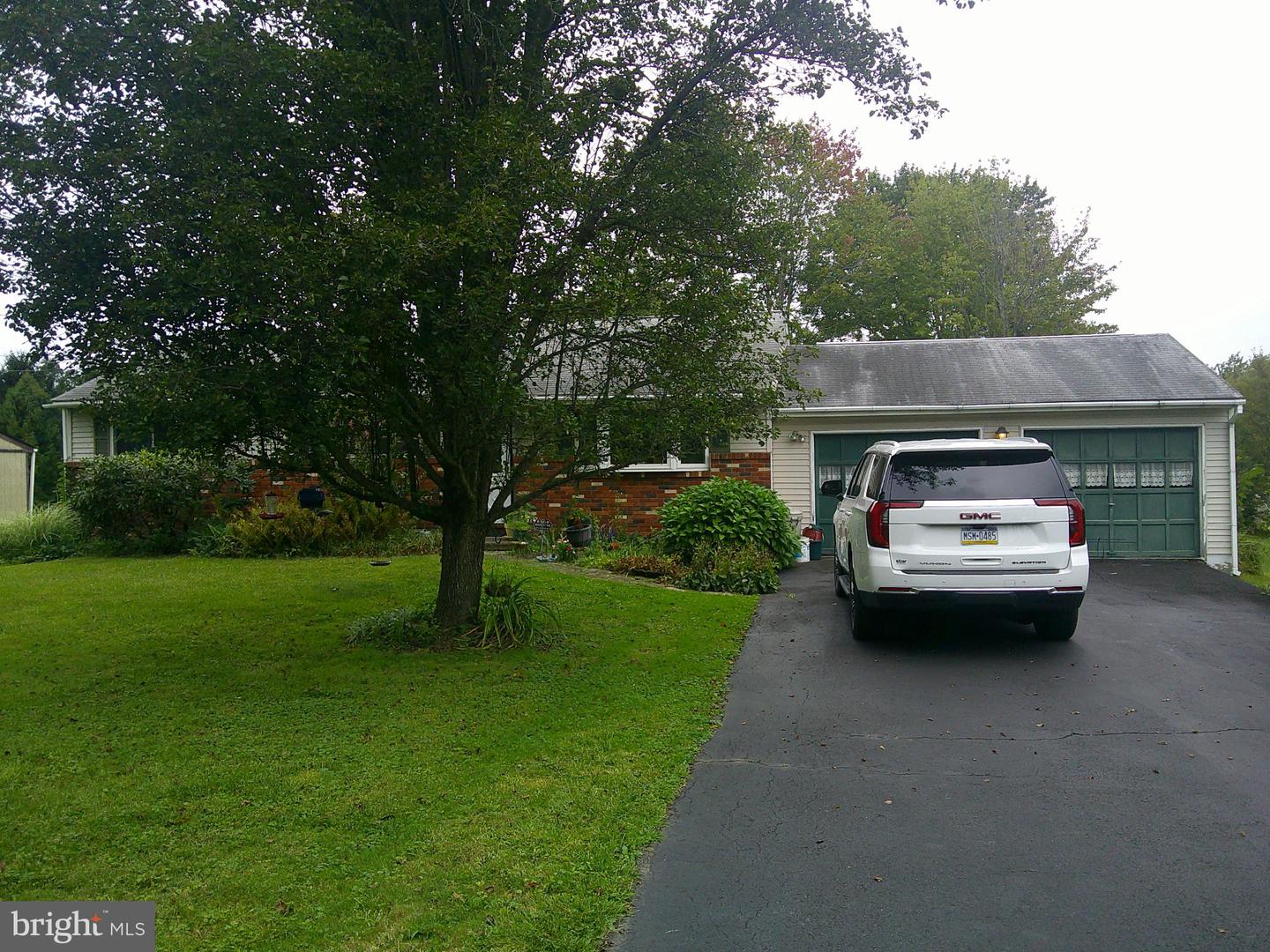 218 Three Mile Run Rd Property Photo 1