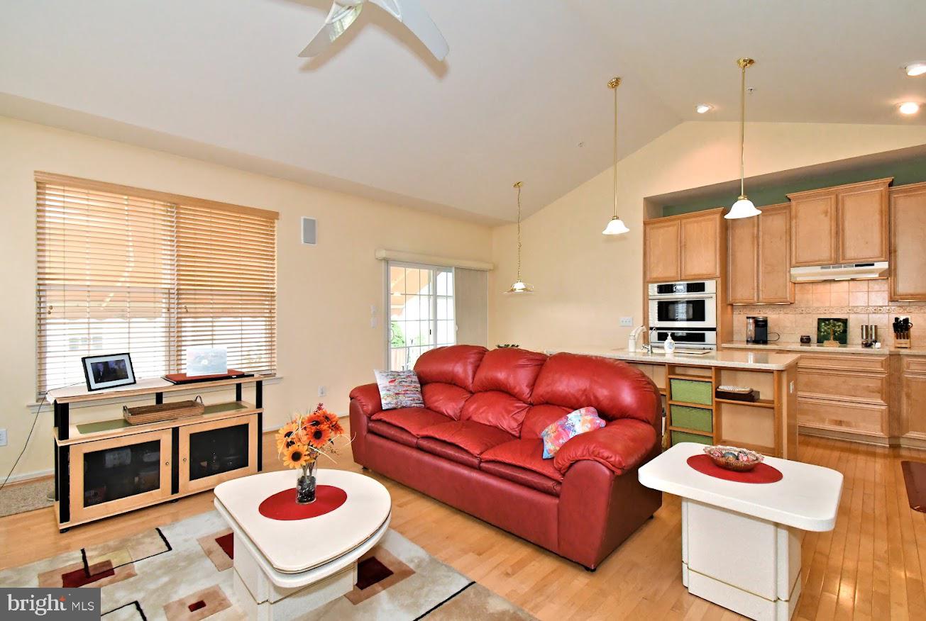 1710 Nottingham Ct Property Photo 14