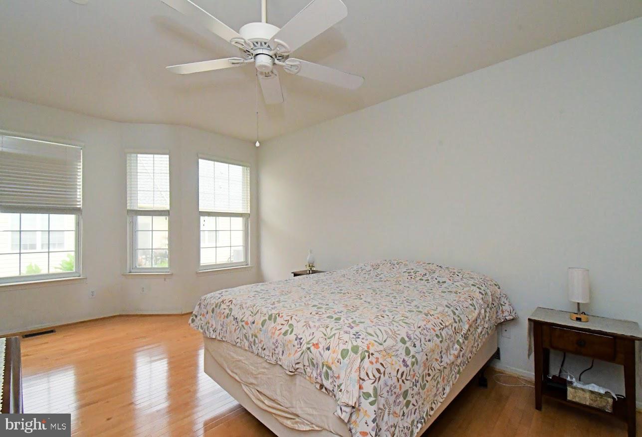 1710 Nottingham Ct Property Photo 20