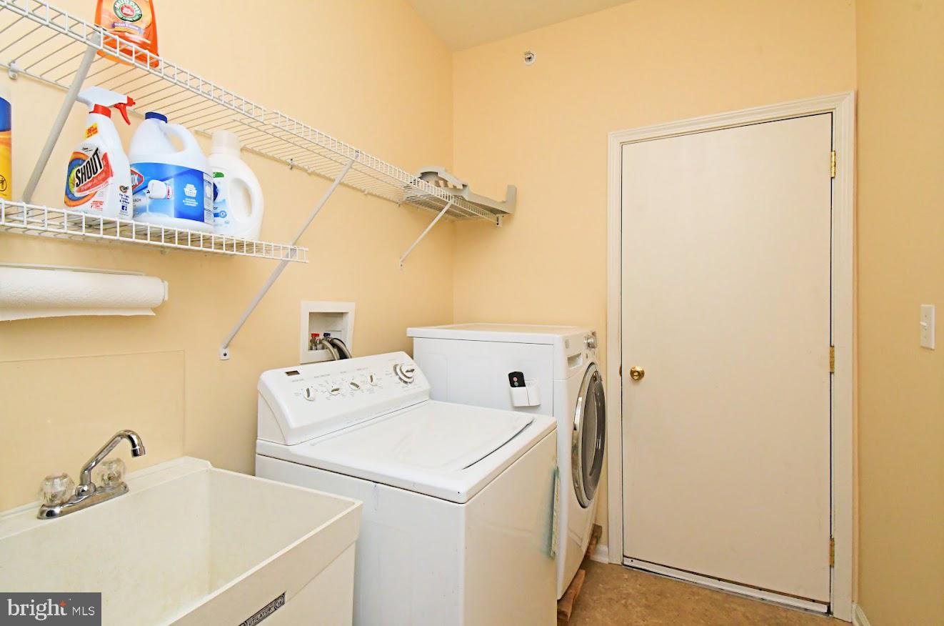 1710 Nottingham Ct Property Photo 30